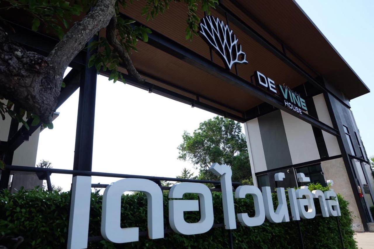Hotel De Vine House Roi Et Exterior foto